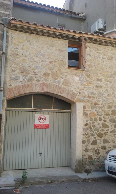 Вилла Le Gite Des Remparts Ginestas Экстерьер фото